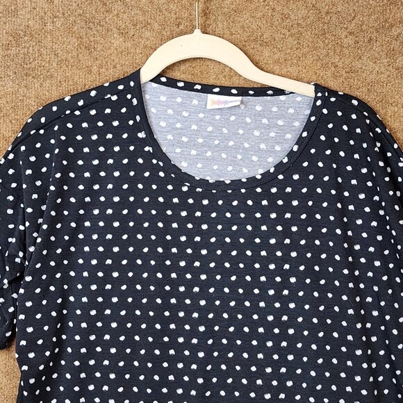 NWT LuLaRoe Perfect T-Shirt Irma S/S Top XS Black/White Polka Dots High-Low - Picture 2 of 9